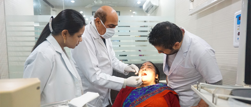 dentists in delhi, dental hygienists, oral healthcare, dental care, dental health, best dental clinic in Delhi