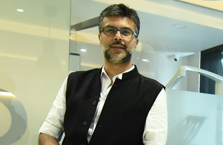 Dr.-Deepak-Bhutani